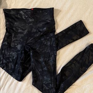SPANX faux leather Camo Leggings